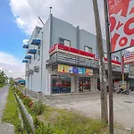 OYO 90637 Rumah Ni Karo