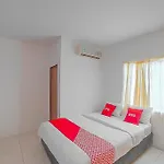 OYO 90637 Rumah Ni Karo