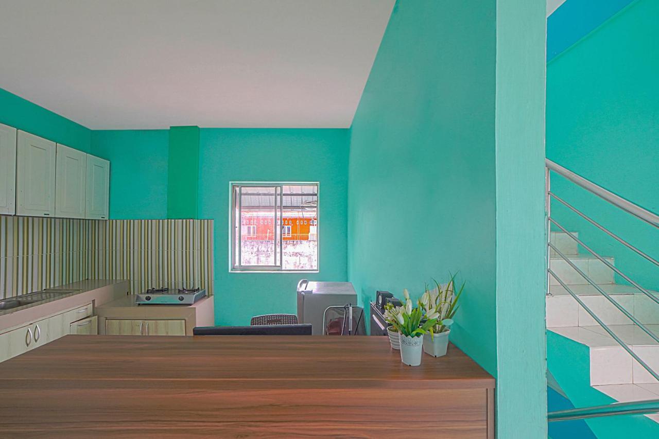Oyo 90637 Rumah Ni Karo 2*