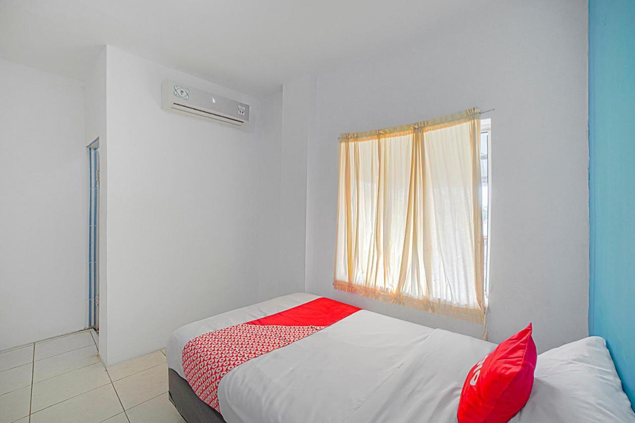Oyo 90637 Rumah Ni Karo 2*