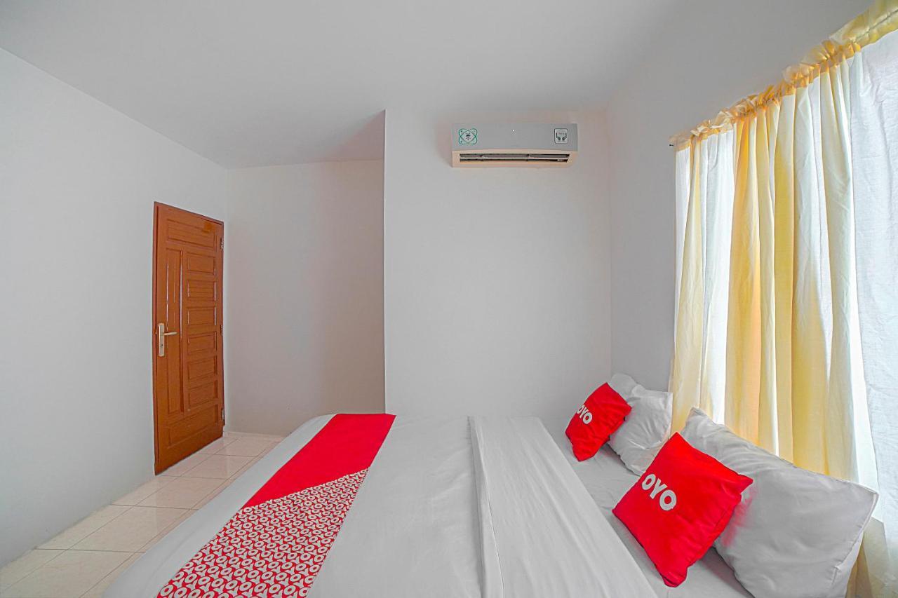 Oyo 90637 Rumah Ni Karo Hotel 2*