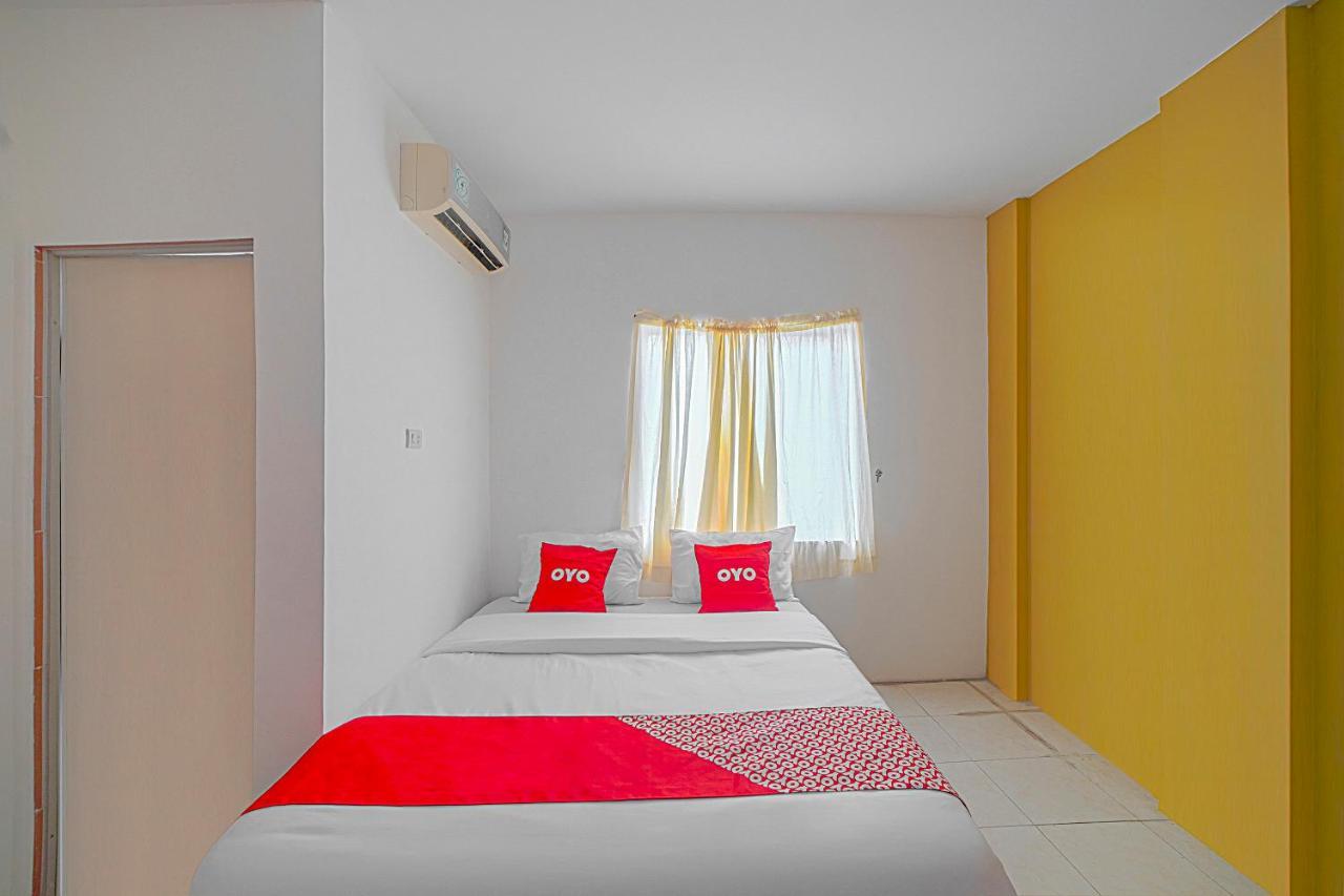 Oyo 90637 Rumah Ni Karo